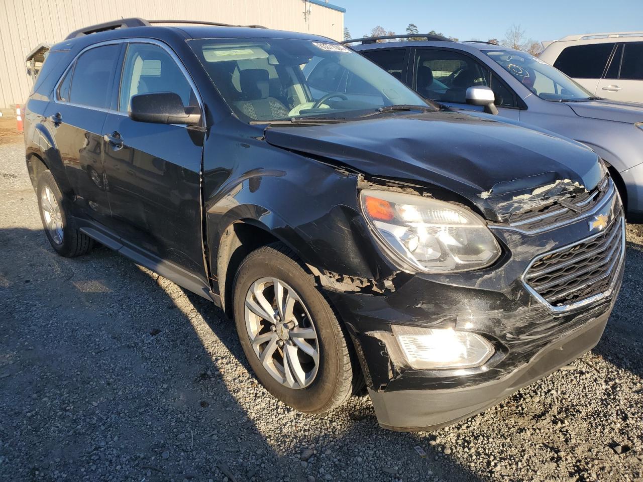 2017 Chevrolet Equinox - Image 4