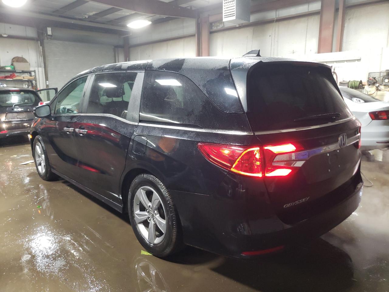 2019 Honda Odyssey - Image 2