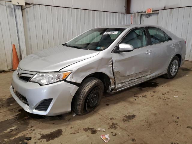 2014 Toyota Camry L de vânzare în Pennsburg, PA - Side