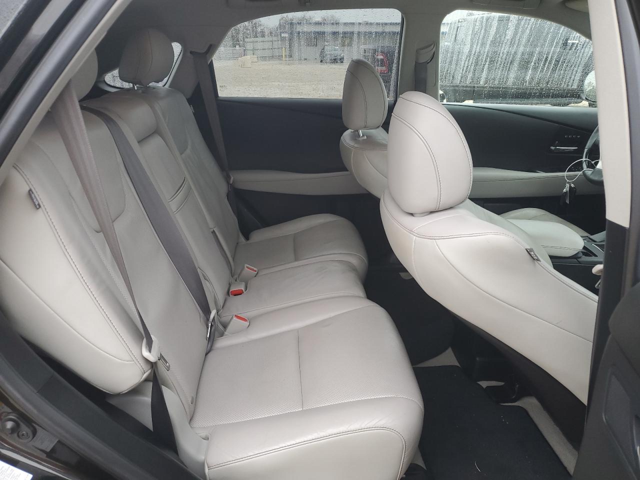 2015 Lexus RX - Image 11