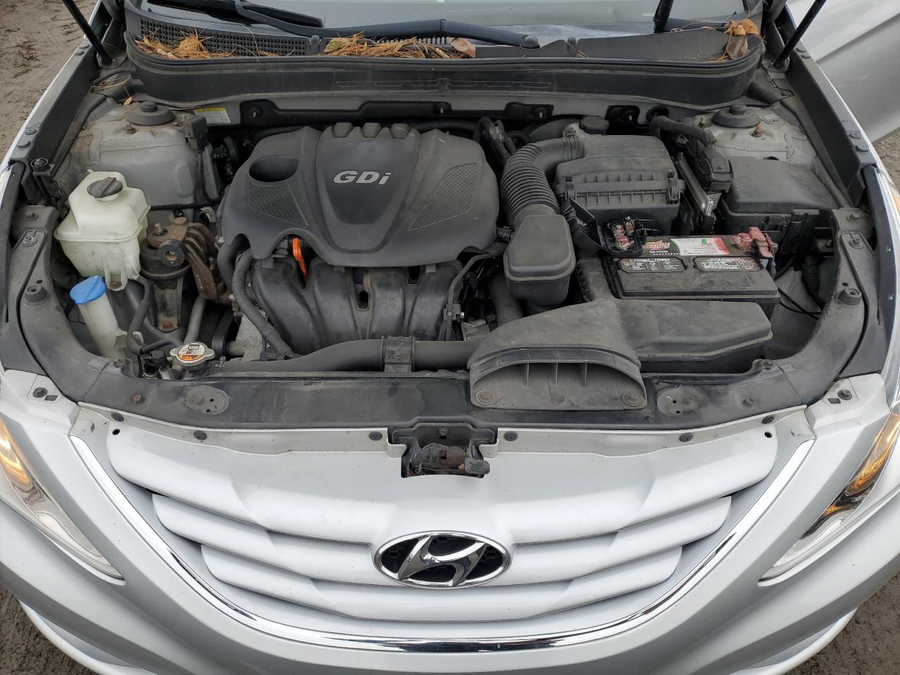 2013 Hyundai Sonata - Image 11