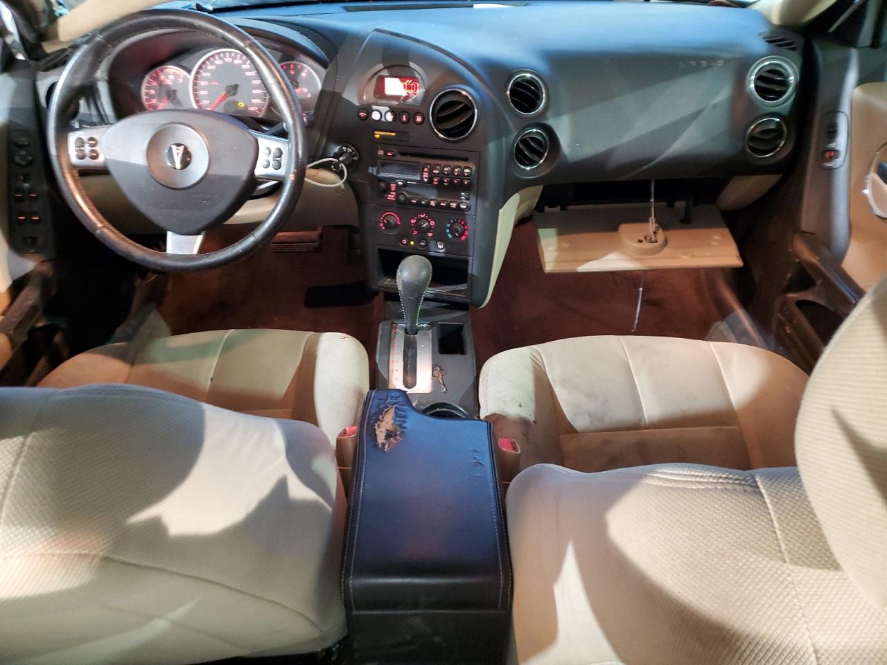 2007 Pontiac Grand Prix - Image 8