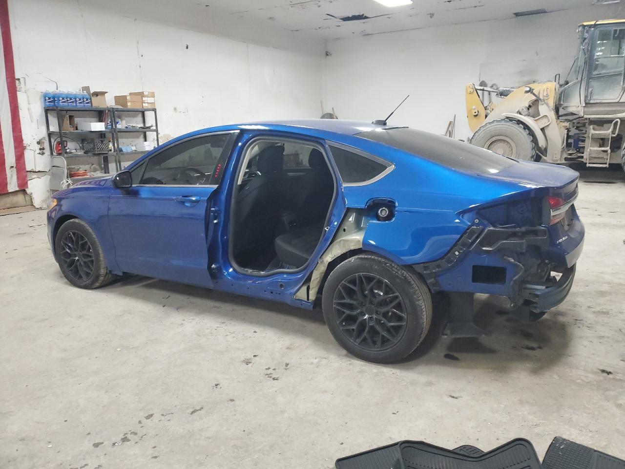 3FA6P0HD8HR107473 2017 FORD FUSION - Image 2