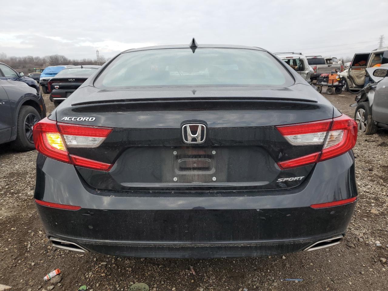 2022 Honda Accord - Image 6