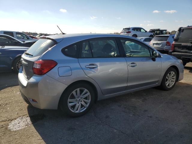  SUBARU IMPREZA 2016 Srebrny