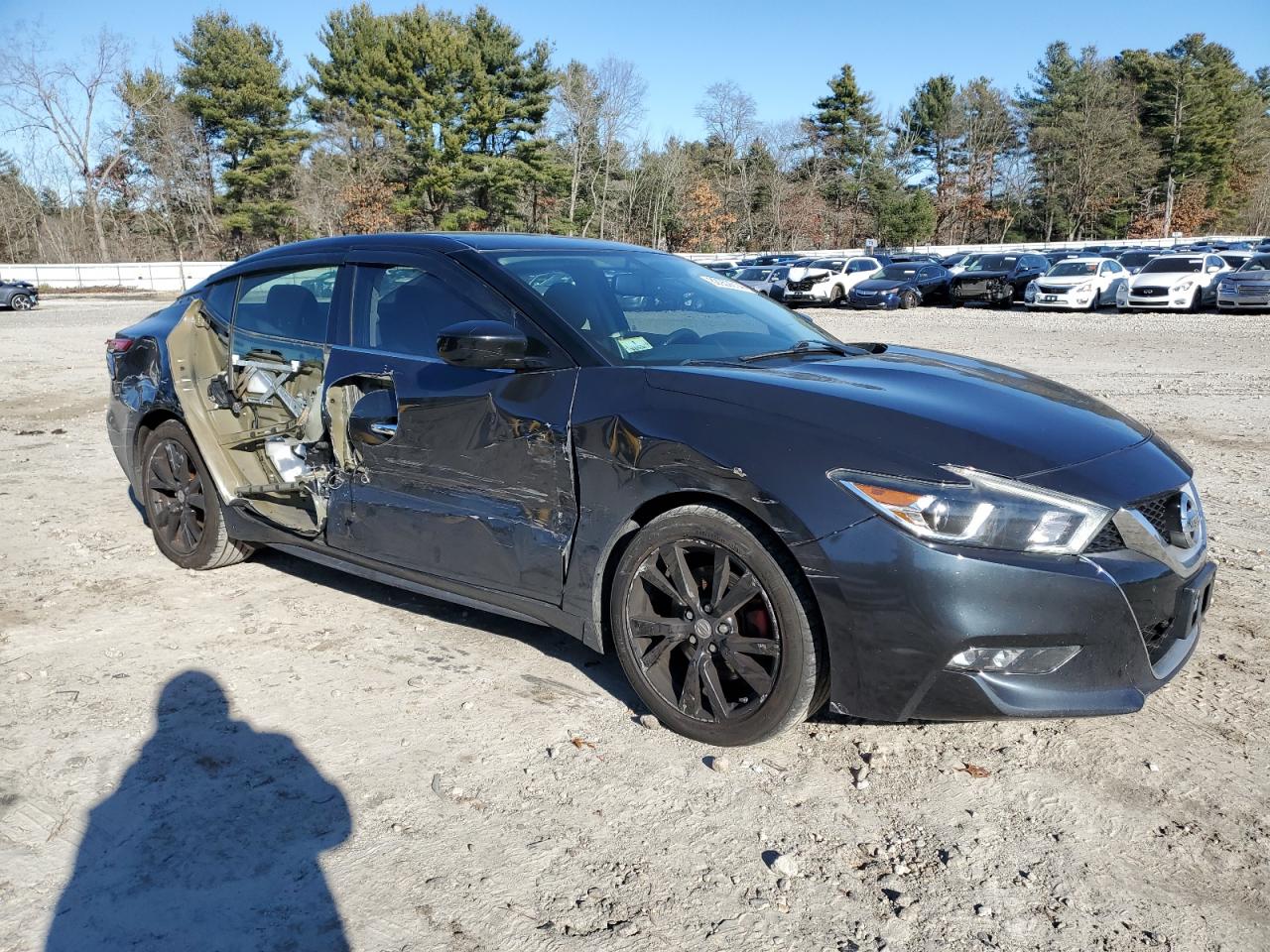 2017 Nissan Maxima - Image 4