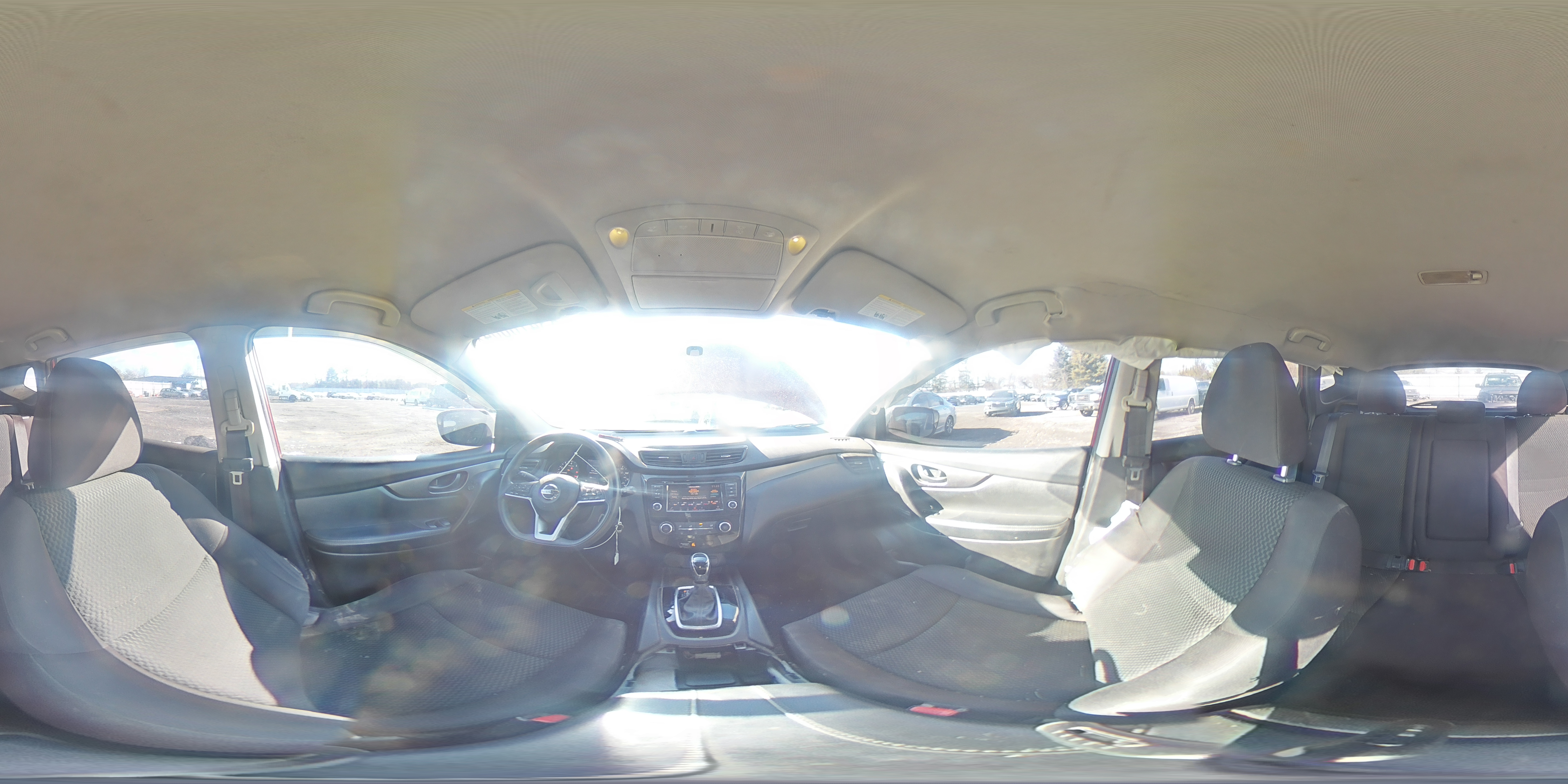 2019 Nissan Rogue - Image 14