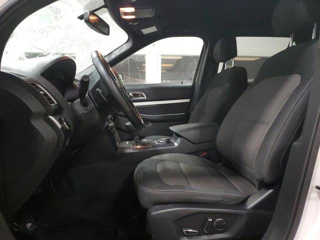 Parquets FORD EXPLORER 2017 Biały