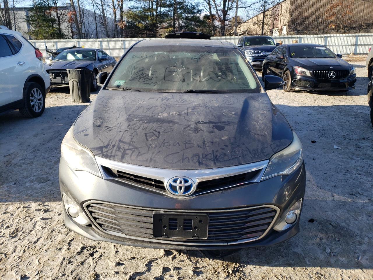 2013 Toyota Avalon - Image 5