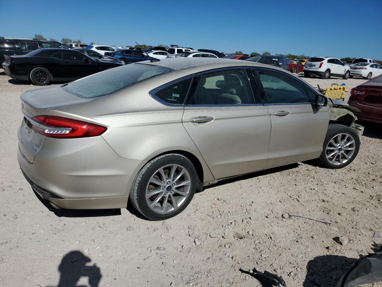 VIN 3FA6P0HDXHR124386 2017 FORD FUSION no.3