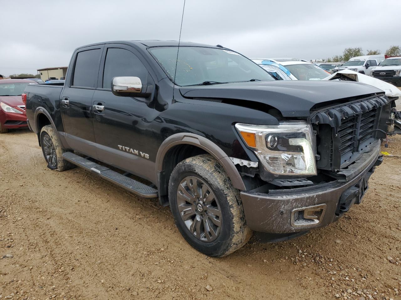 VIN 1N6AA1E59JN538984 2018 NISSAN TITAN no.4