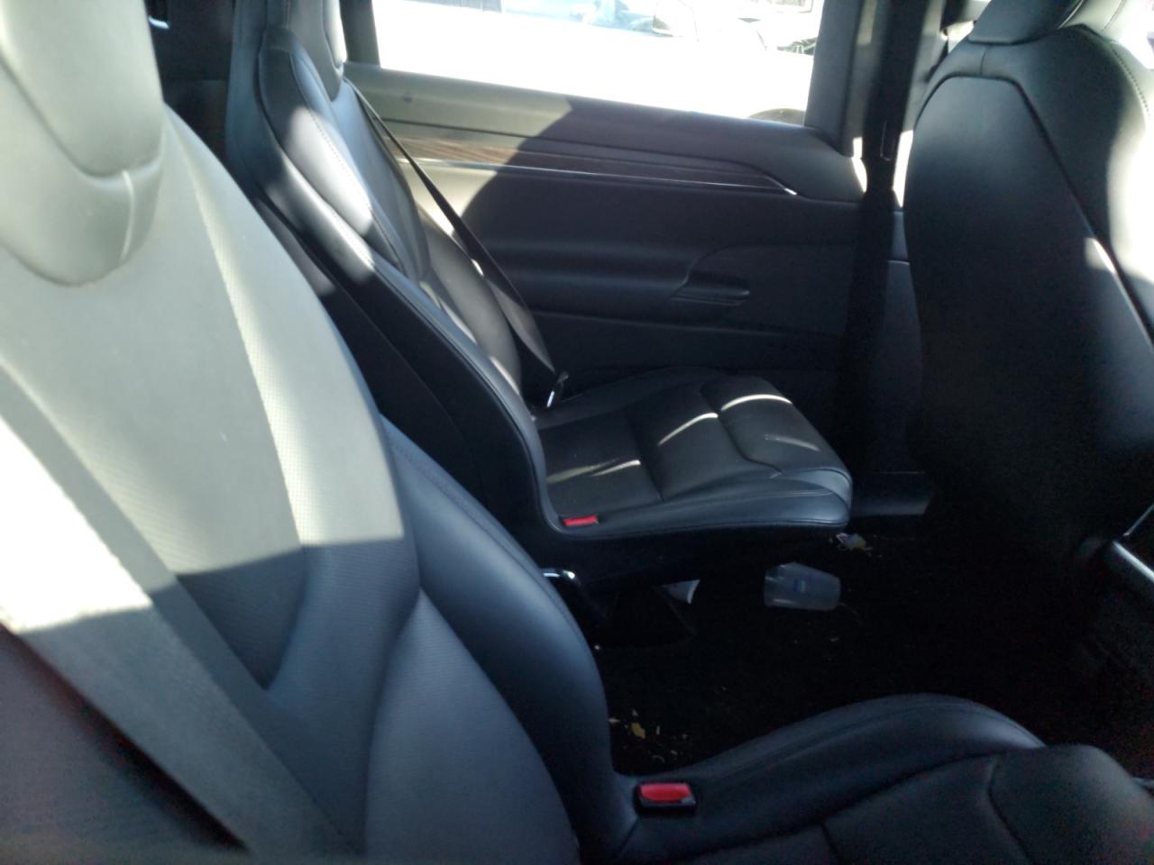 2022 Tesla Model X VIN: 7SAXCBE5XNF335218 Lot: 84219794