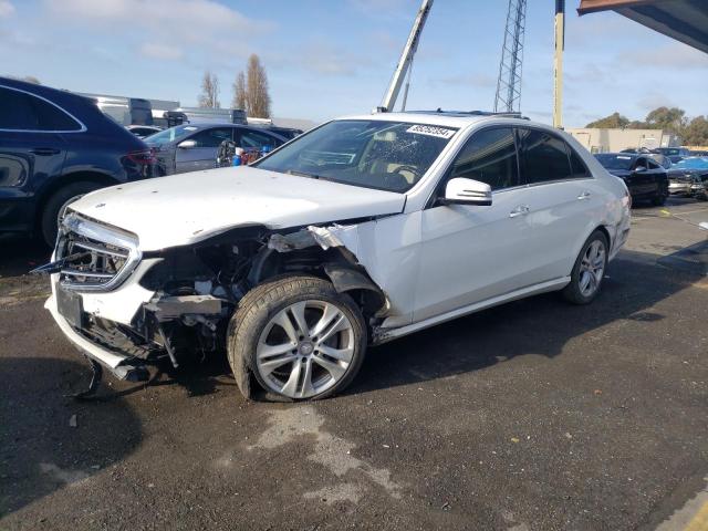 Sedans MERCEDES-BENZ E-CLASS 2014 Biały