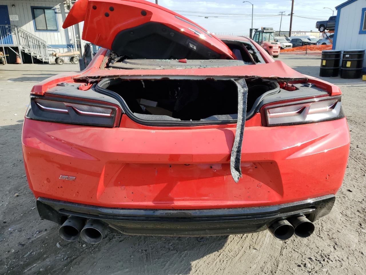 2016 Chevrolet Camaro - Image 6