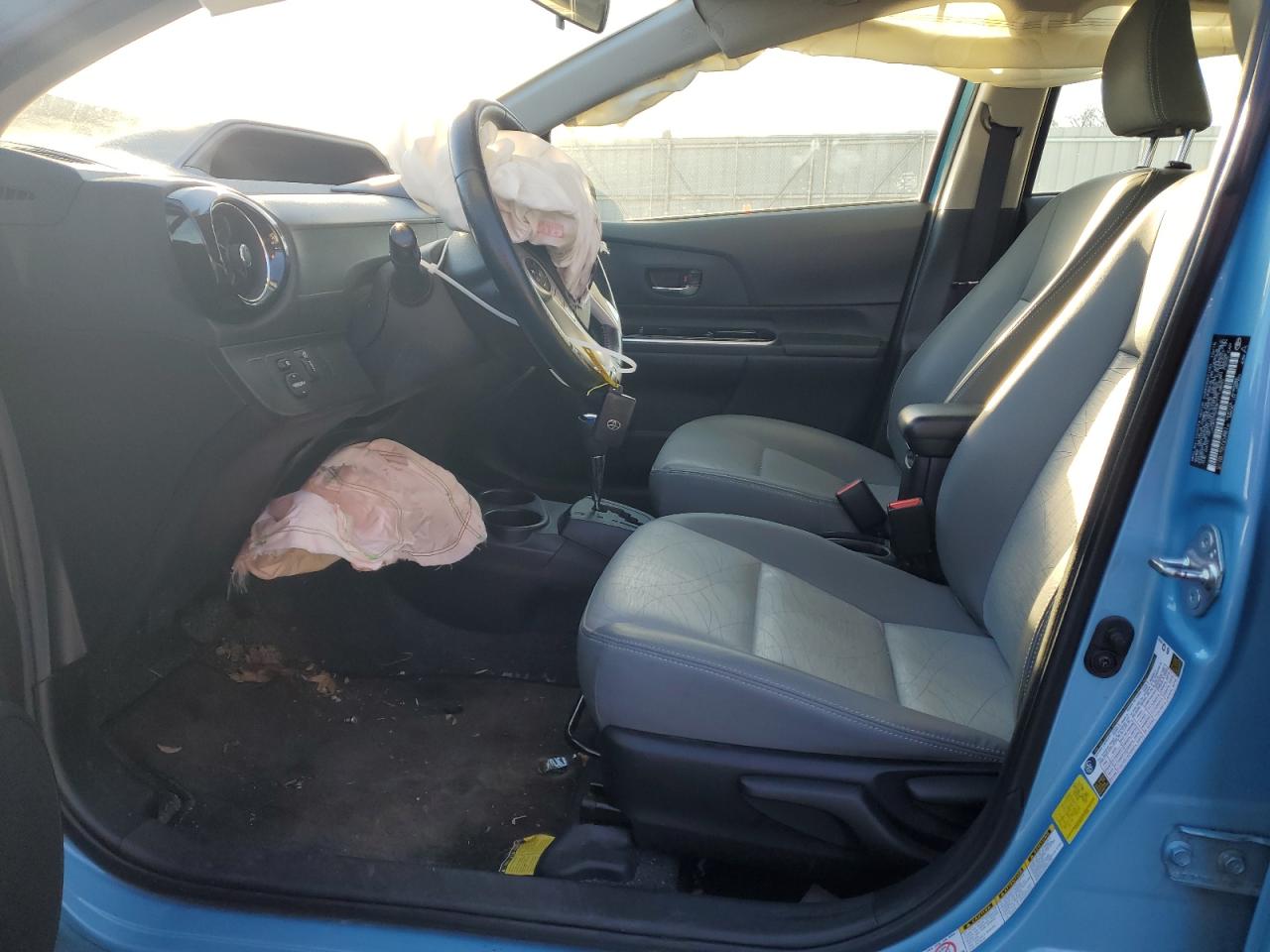 2015 Toyota Prius - Image 7