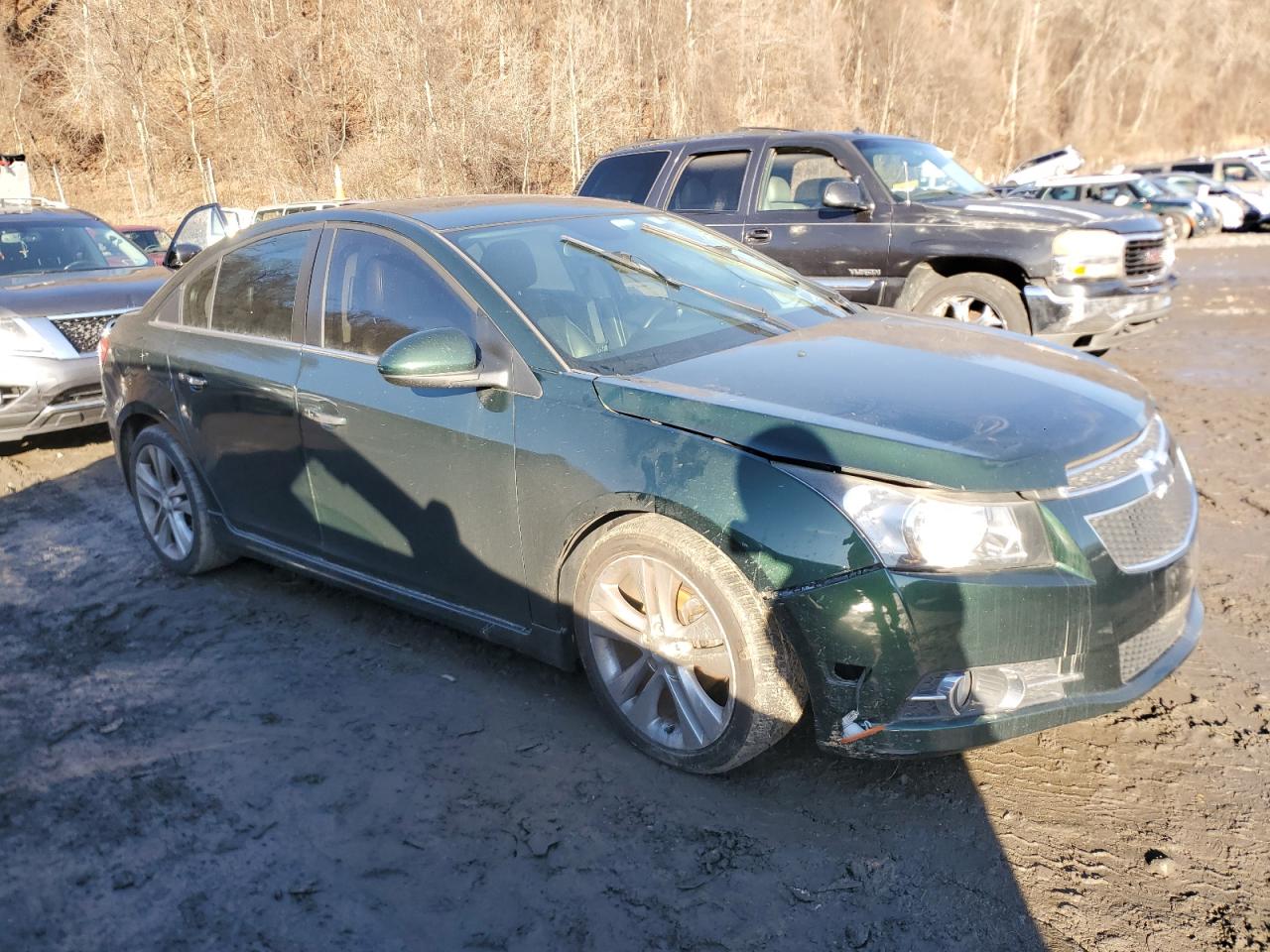 VIN 1G1PG5SB0E7283366 2014 CHEVROLET CRUZE no.4