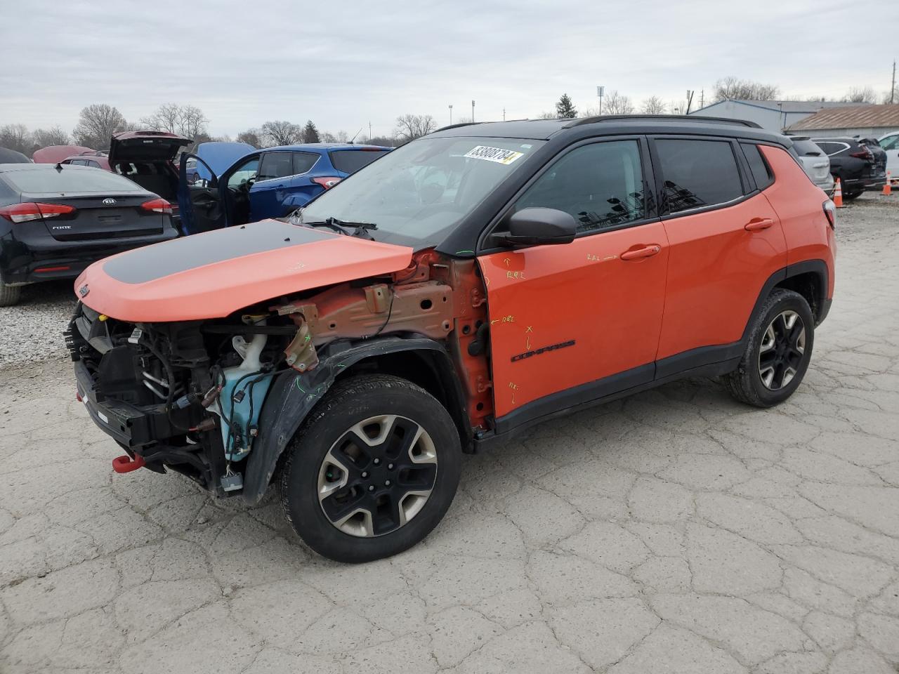 VIN 3C4NJDDB0JT134369 2018 JEEP COMPASS no.1