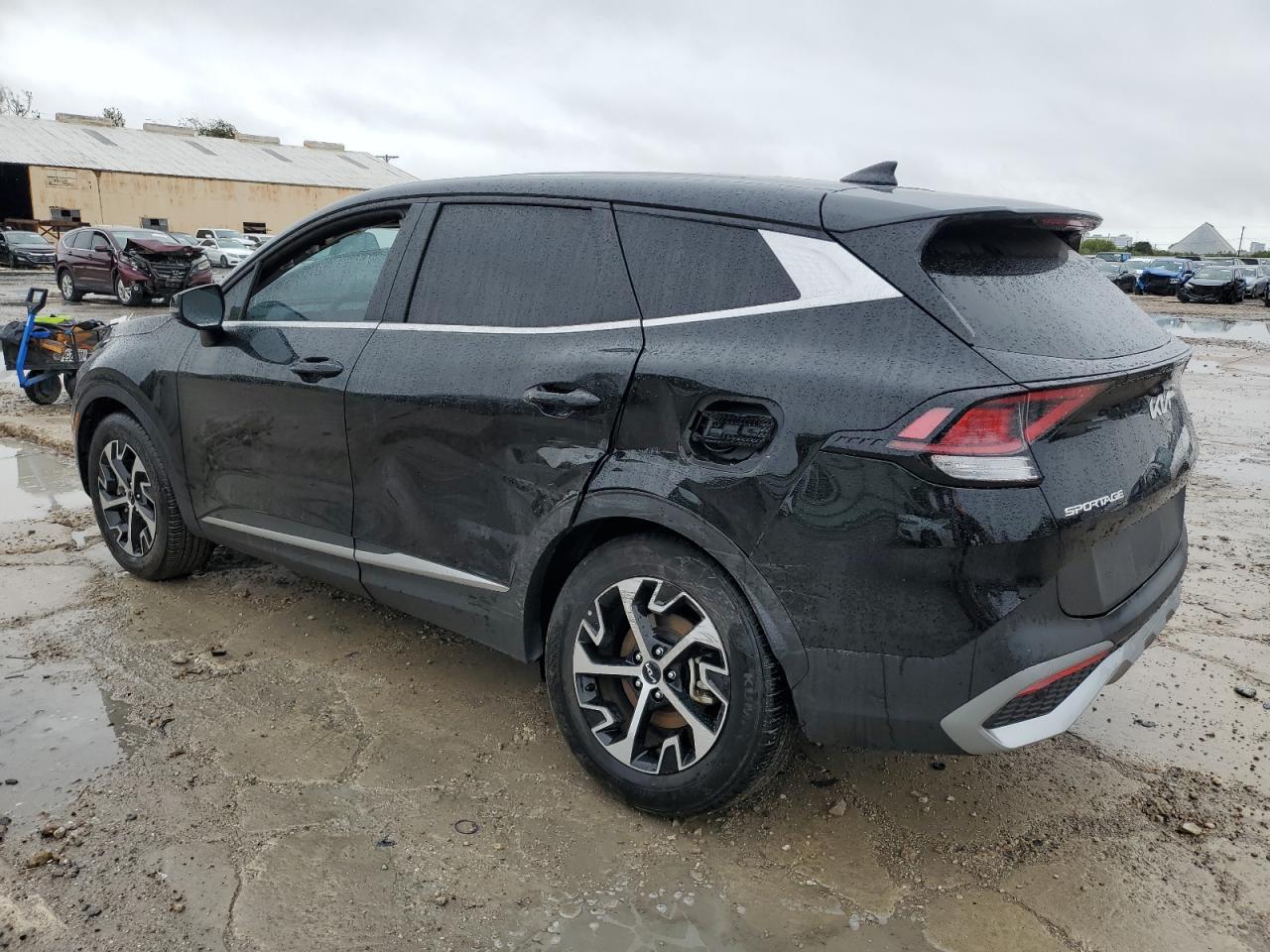 2023 Kia Sportage - Image 2