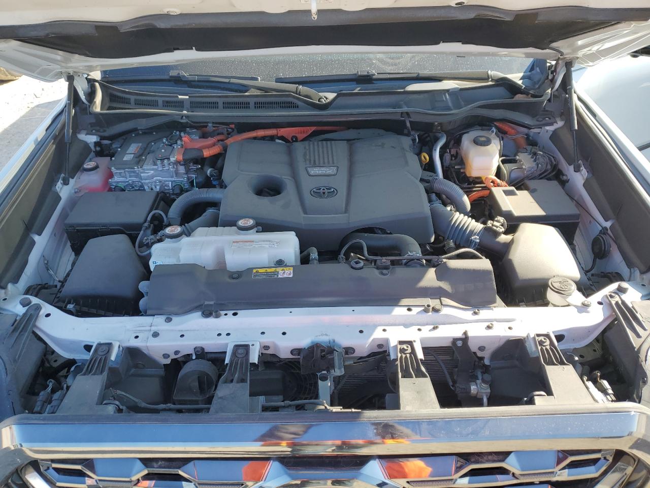 2023 Toyota Tundra - Image 11