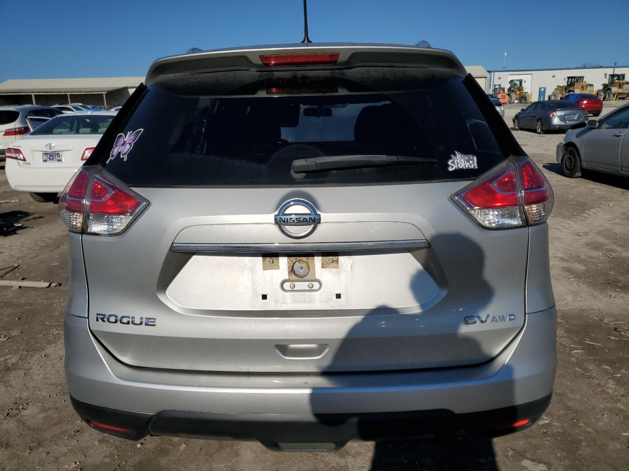 2016 Nissan Rogue - Image 6