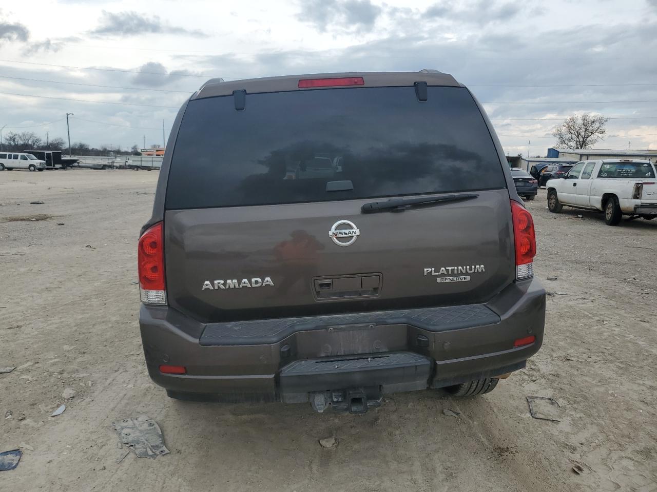 2015 Nissan Armada - Image 6