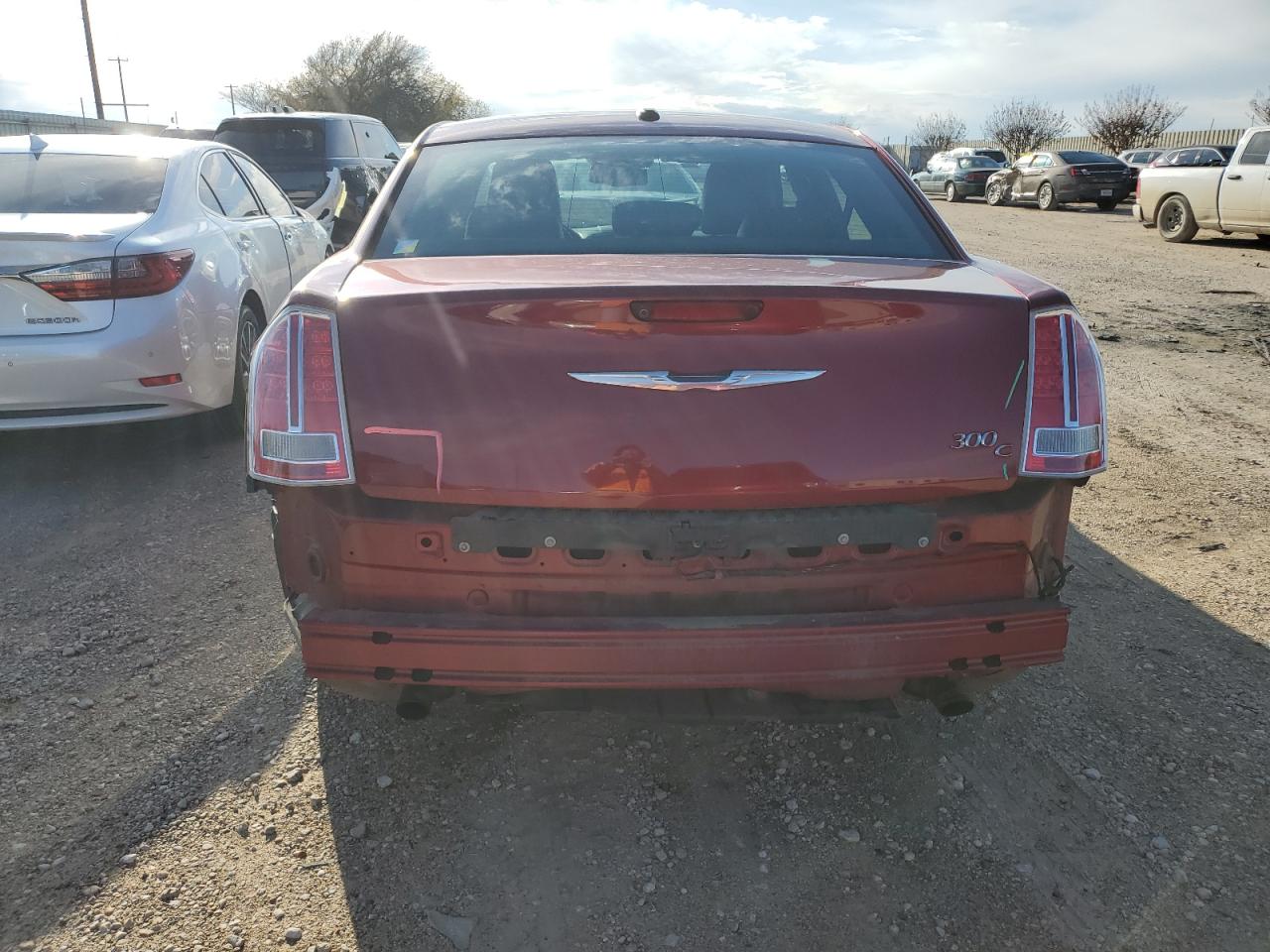 VIN 2C3CCAET4DH555973 2013 CHRYSLER 300 no.6