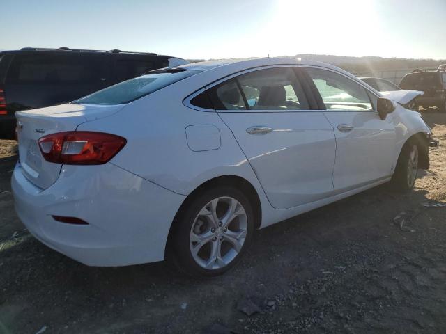  CHEVROLET CRUZE 2017 White