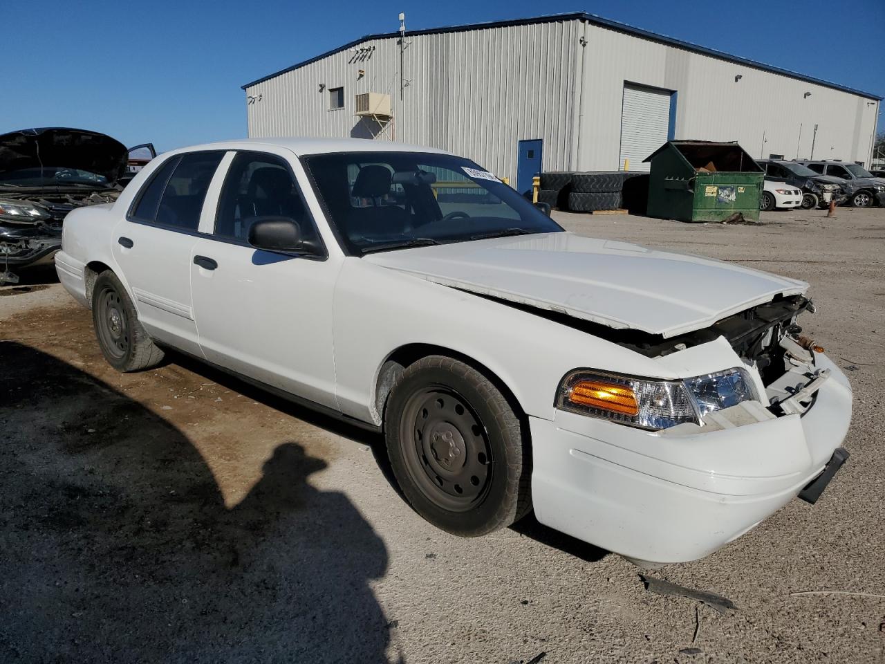 2009 Ford Crown Victoria - Image 4