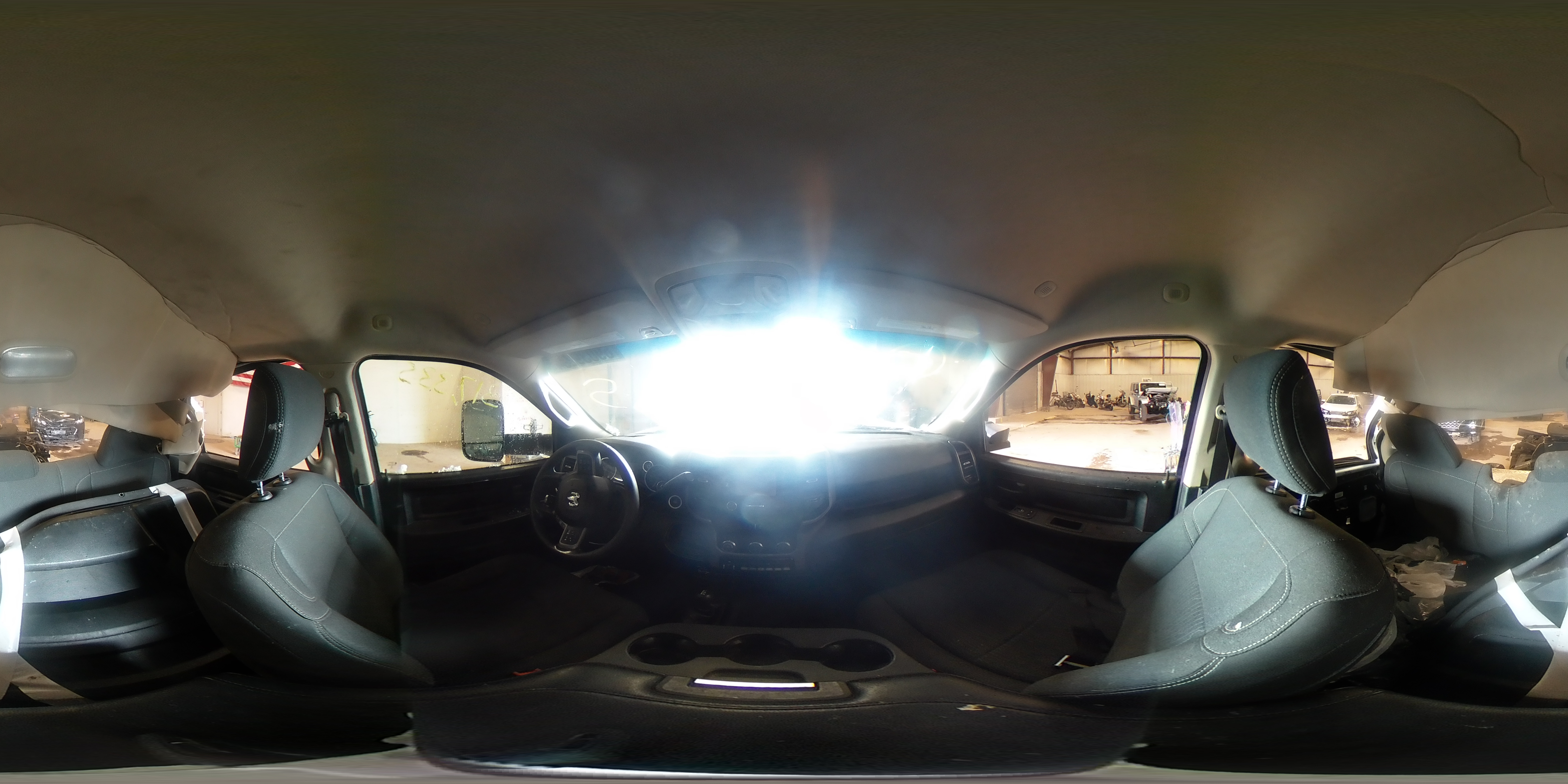 2020 RAM 3500 - Image 13