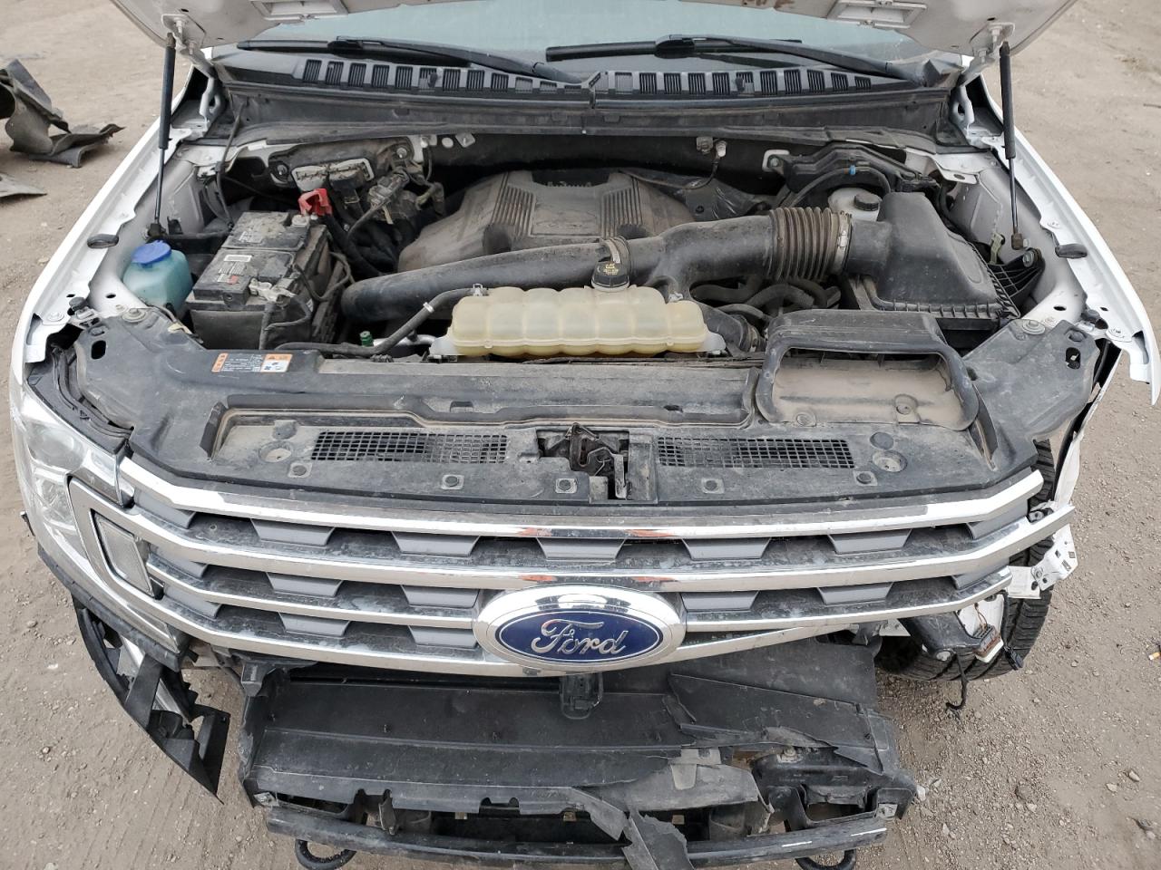 2019 Ford Expedition - Image 12