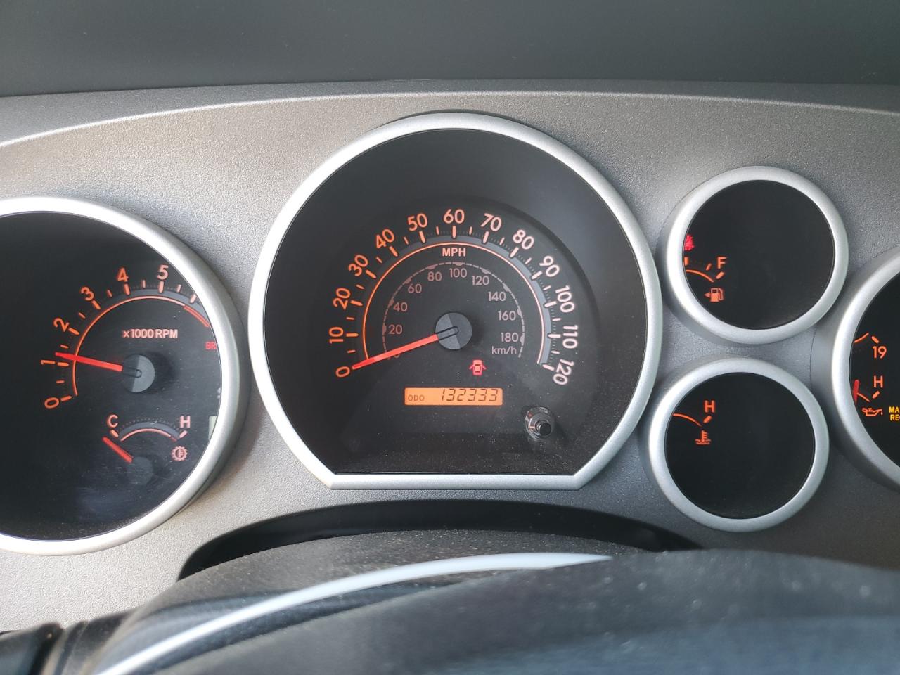 2011 Toyota Tundra - Image 9
