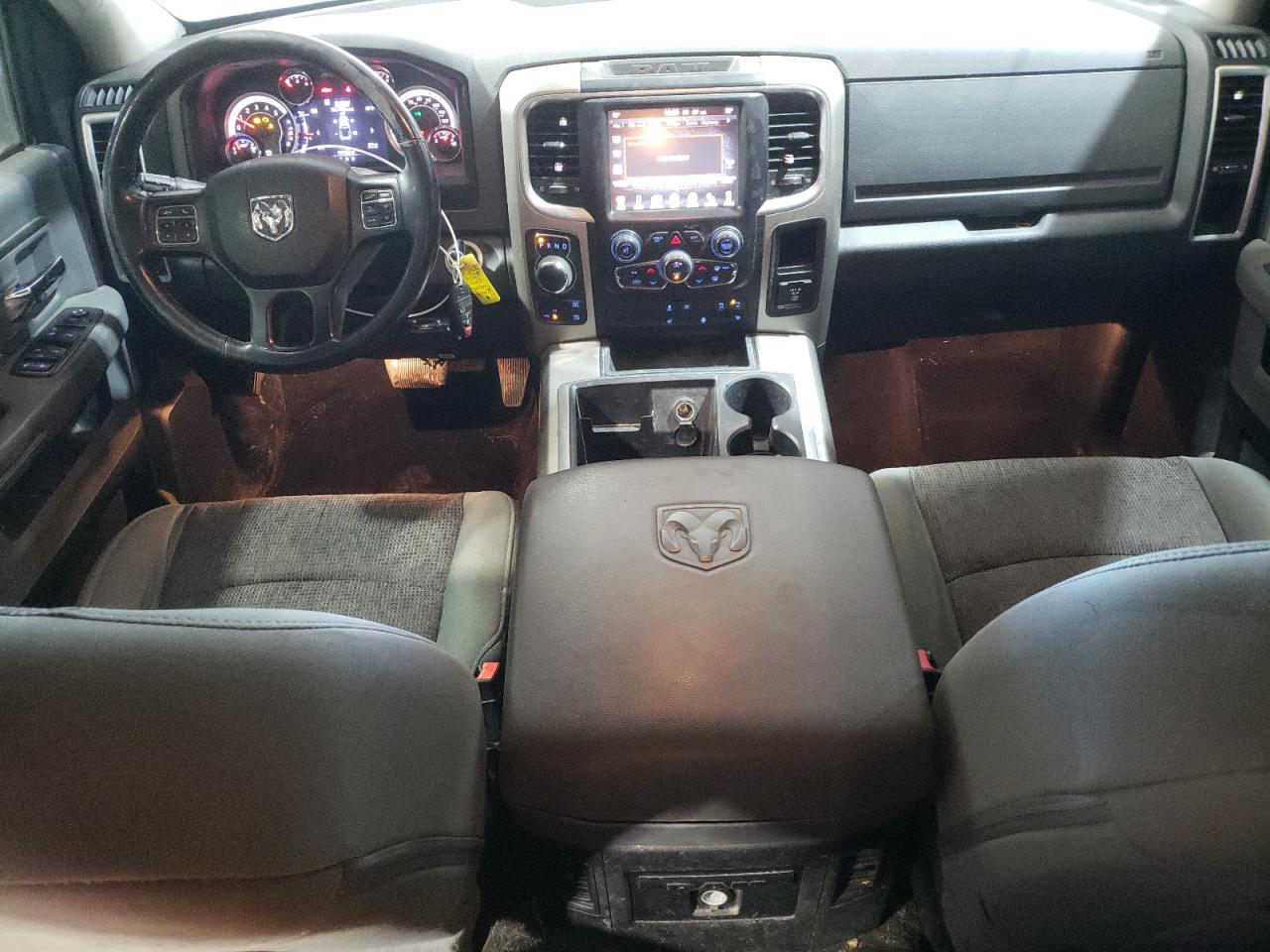 2015 RAM 1500 - Image 8