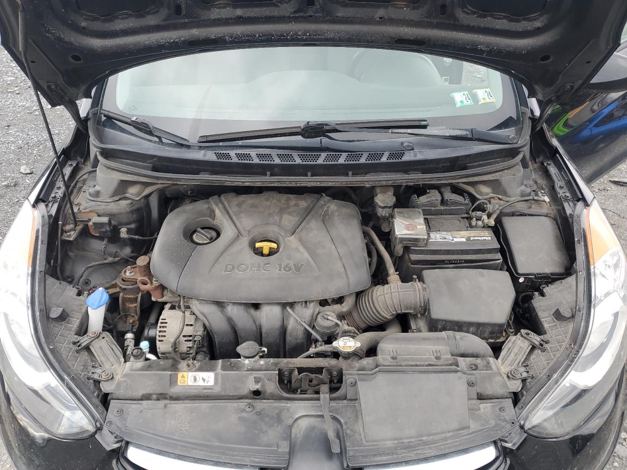 2013 Hyundai Elantra - Image 11
