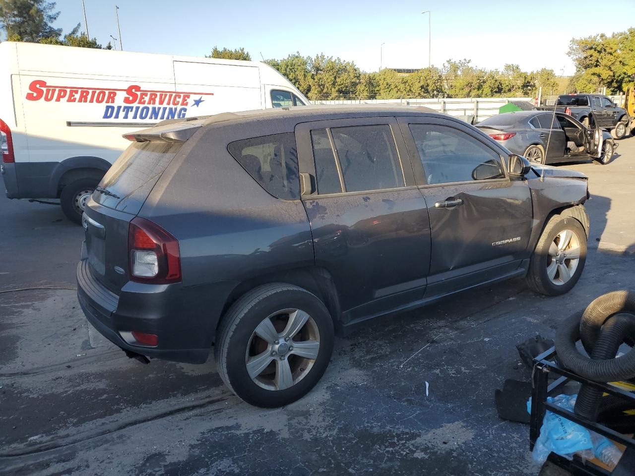 2016 Jeep Compass - Image 3