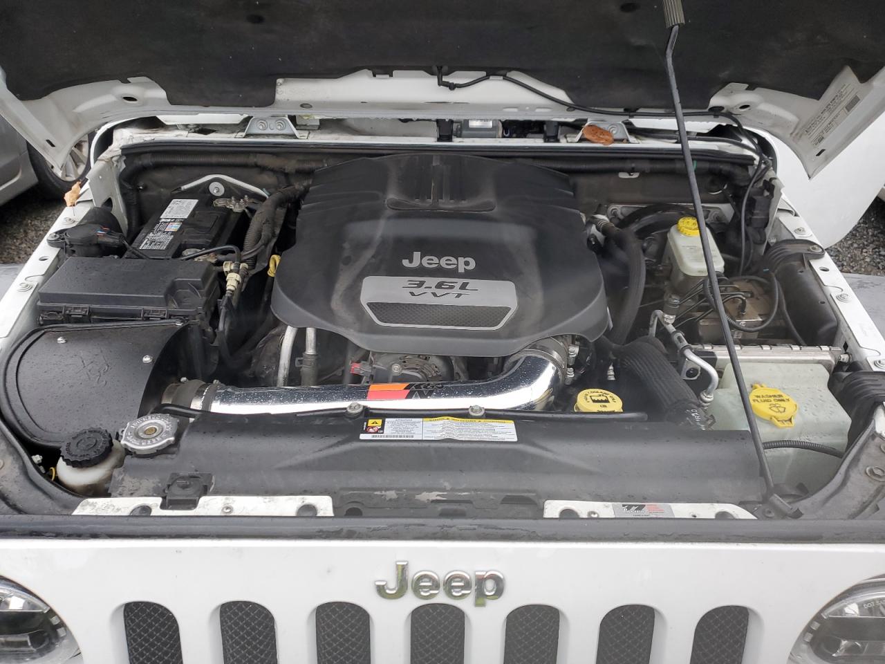 2012 Jeep Wrangler - Image 11