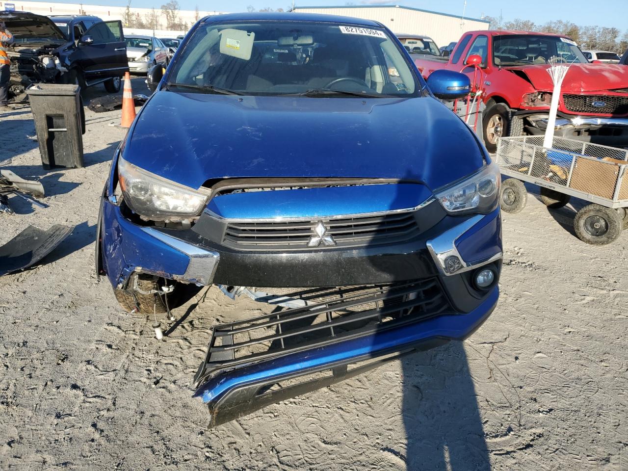 2017 Mitsubishi Outlander - Image 5