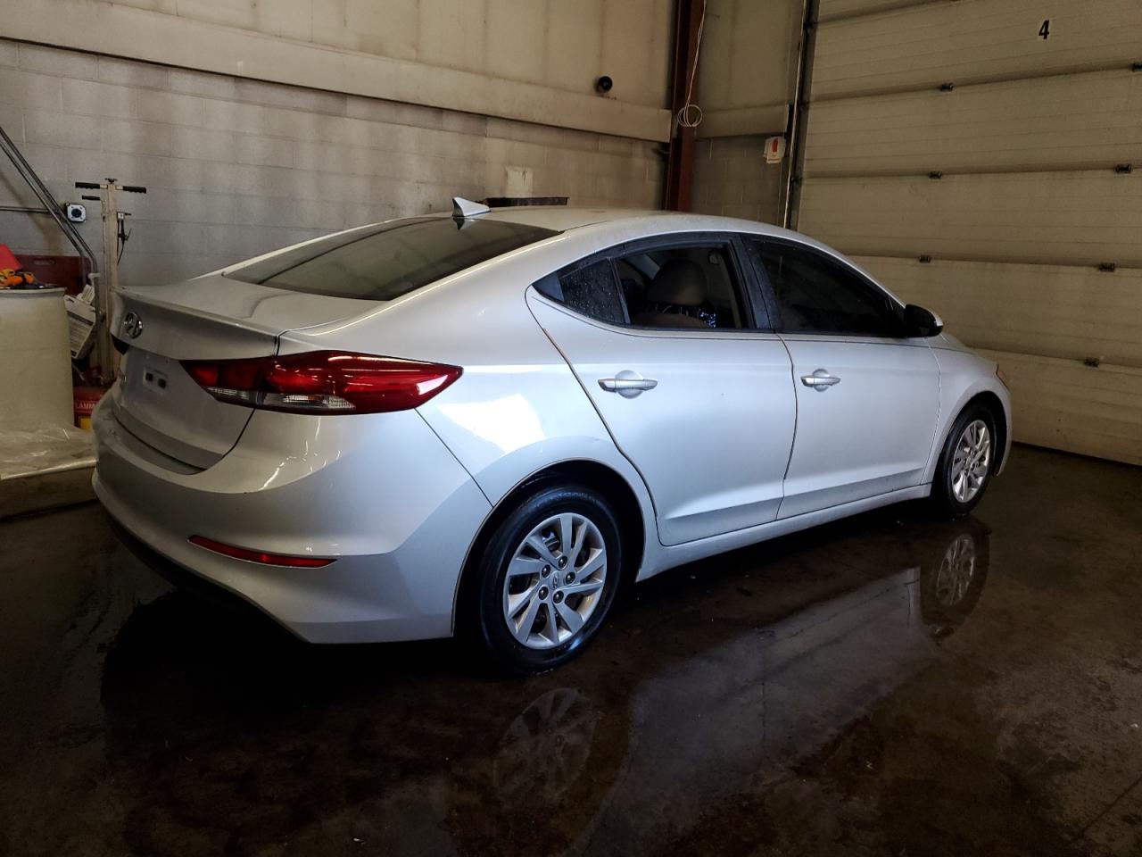 VIN KMHD74LF2HU329870 2017 HYUNDAI ELANTRA no.3