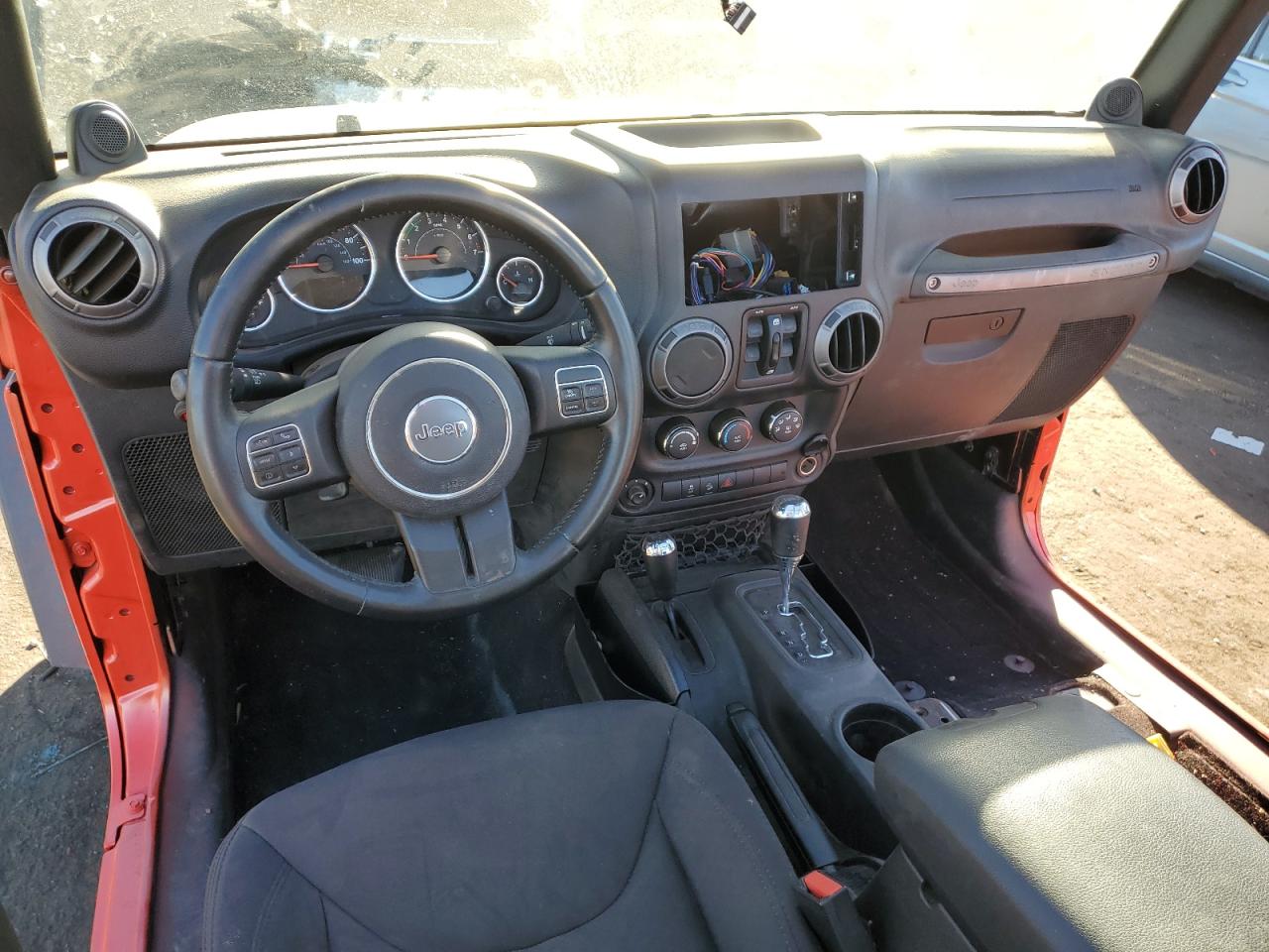 2014 Jeep Wrangler Unlimited Sport VIN: 1C4BJWDG2EL134112 Lot: 85156894