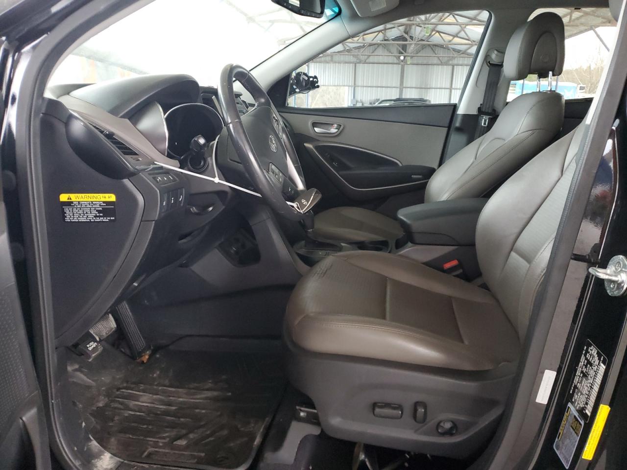 2016 Hyundai Santa Fe - Image 7