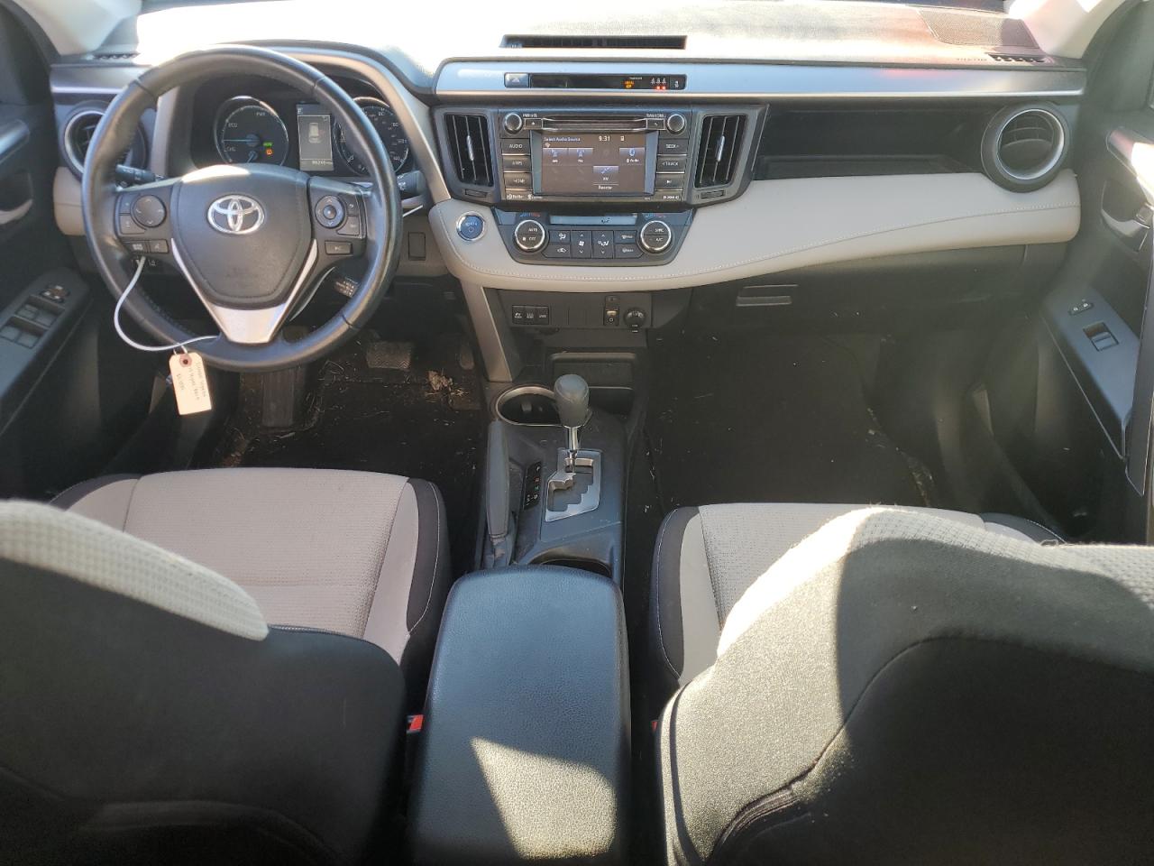 VIN JTMRJREV4HD116996 2017 TOYOTA RAV4 no.9