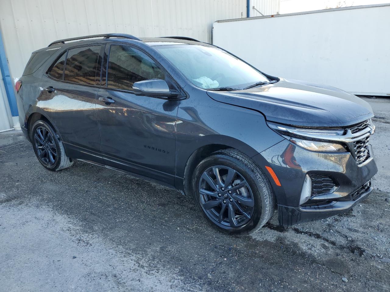 2022 Chevrolet Equinox - Image 4