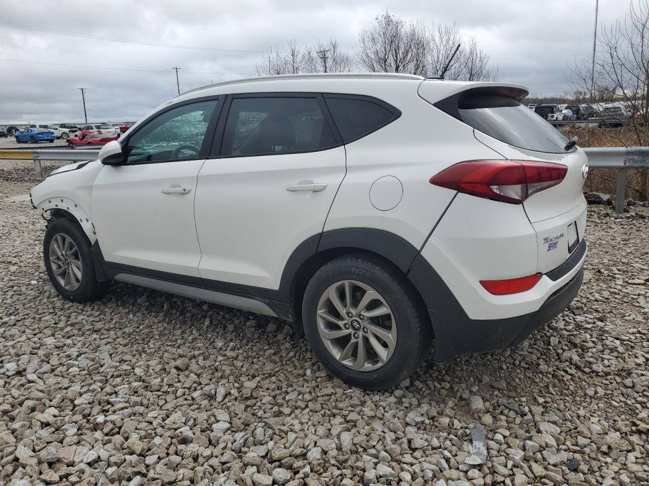 2017 Hyundai Tucson - Image 2