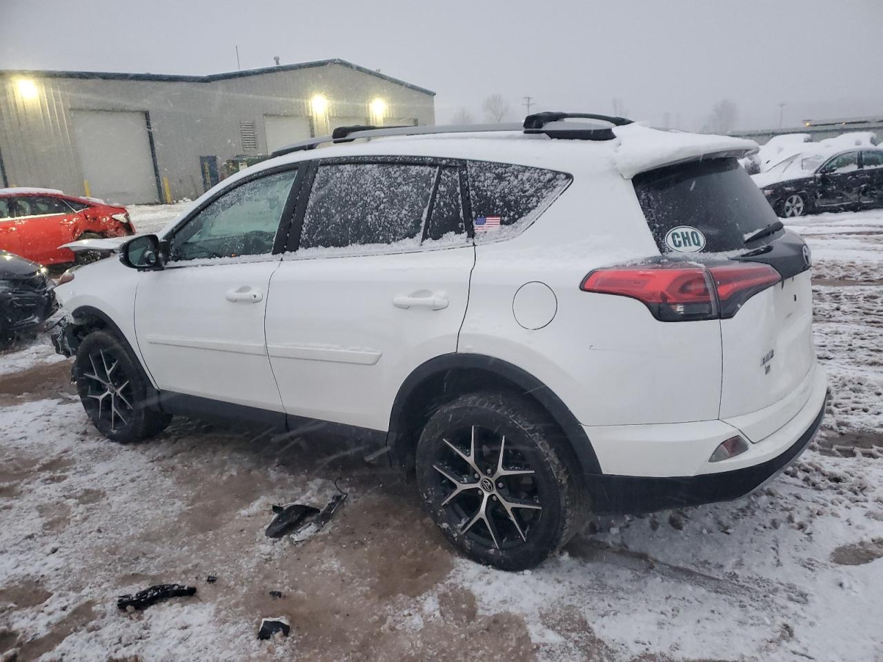 2017 Toyota RAV 4 - Image 2