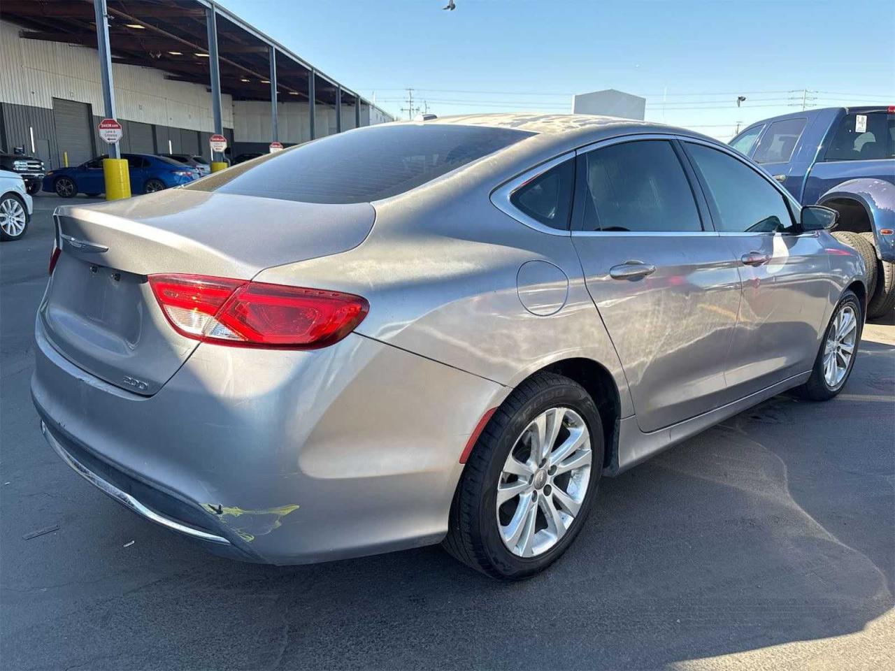 2015 Chrysler 200 - Image 4