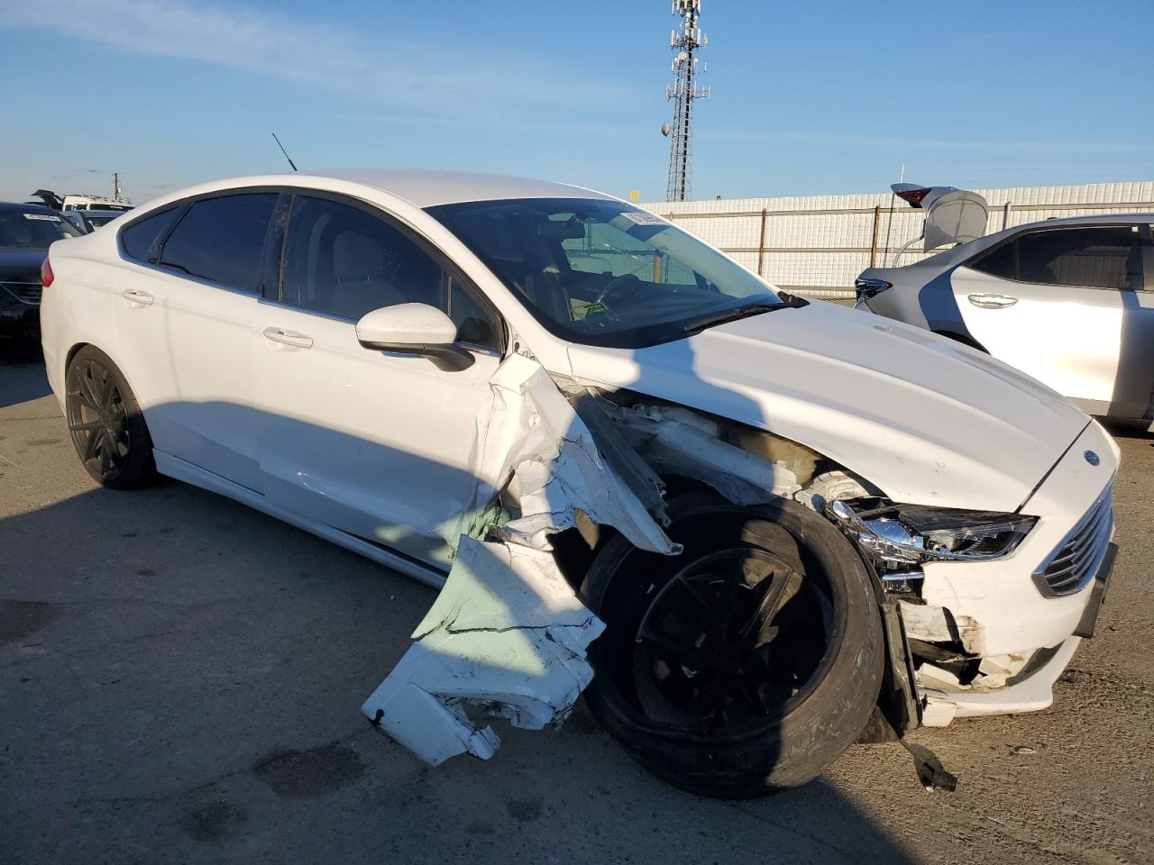 VIN 3FA6P0G7XHR207649 2017 FORD FUSION no.4