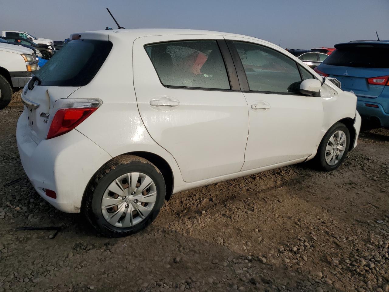 VIN JTDKTUD35DD557285 2013 TOYOTA YARIS no.3