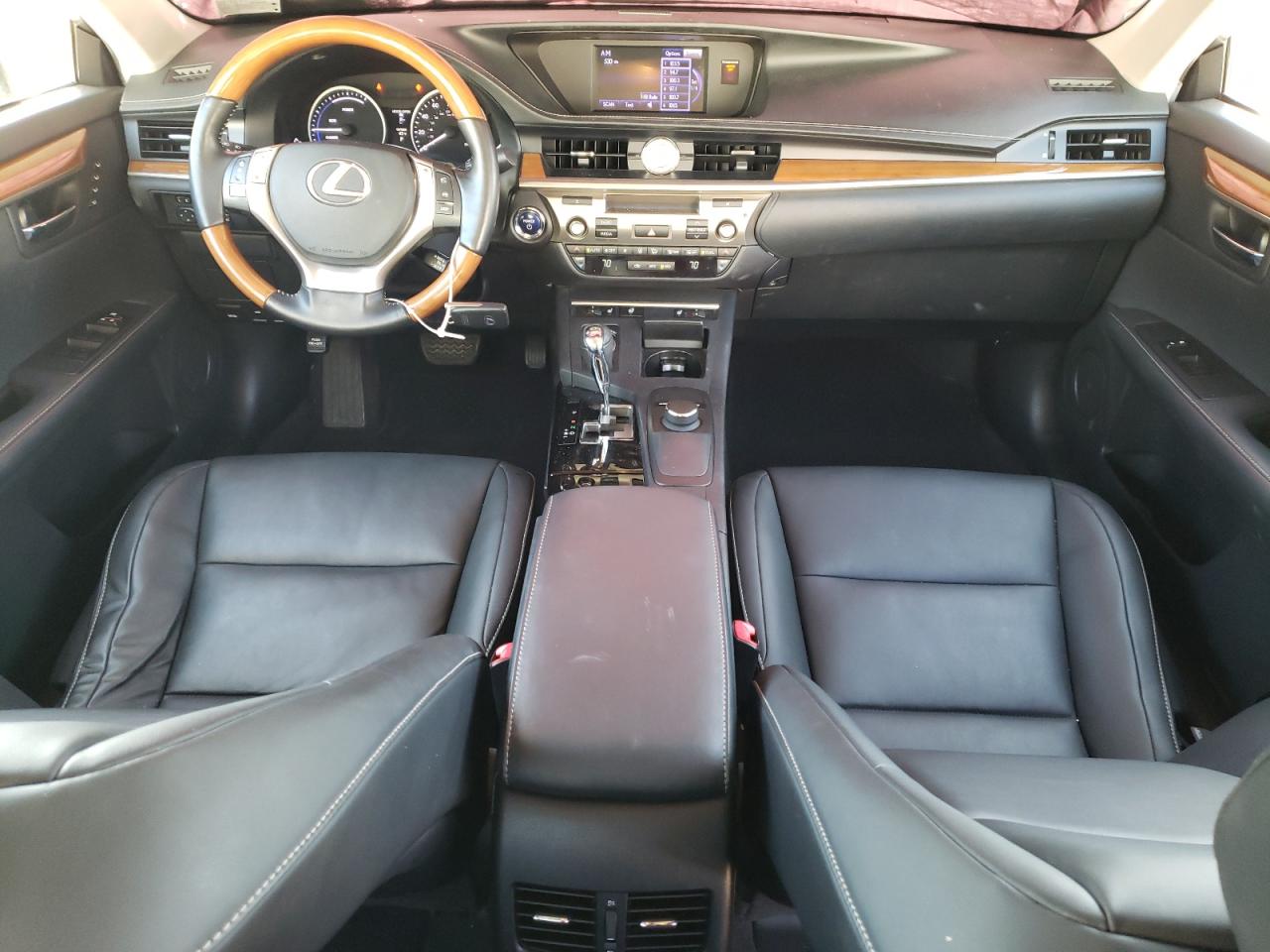 2013 Lexus ES - Image 8