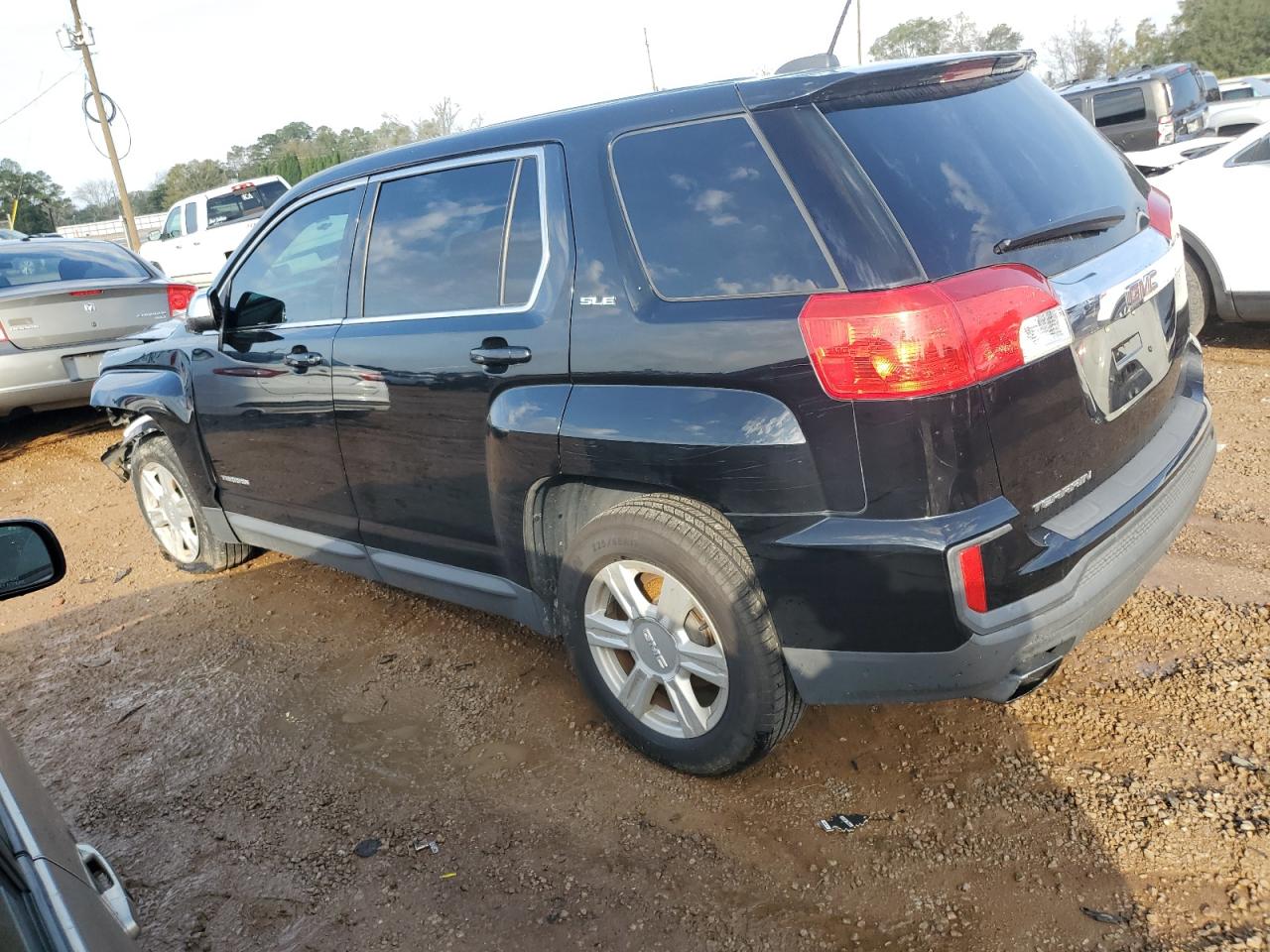 2016 GMC Terrain - Image 2