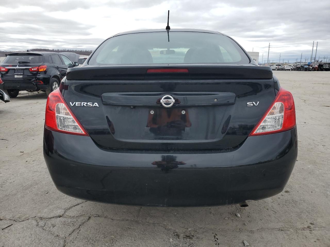 VIN 3N1CN7AP4KL821226 2019 NISSAN VERSA no.6