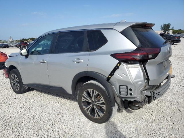  NISSAN ROGUE 2022 Srebrny